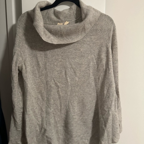 Cashmere sweater - Picture 3 of 3